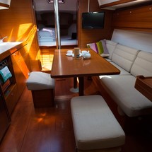 Dufour 382