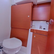 Beneteau Oceanis 38
