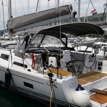 Hanse 388