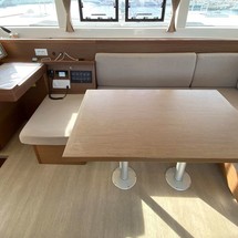 Lagoon 40