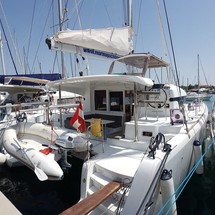 Lagoon 39