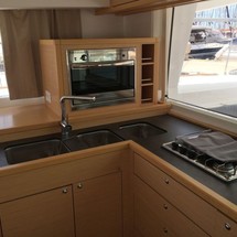 Lagoon 400 S2