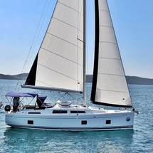 Hanse 418