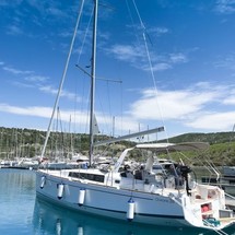 Beneteau Oceanis 38.1