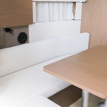 Beneteau Oceanis 38.1