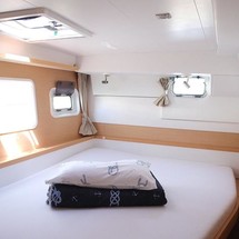 Lagoon 400 S2