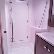 Fountaine Pajot Lucia 40