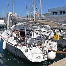 Beneteau First 35