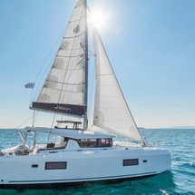 Lagoon 42