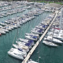 Fountaine Pajot Lucia 40