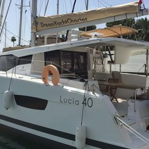 Fountaine Pajot Lucia 40