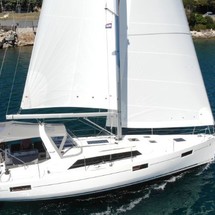 Beneteau Oceanis 41.1