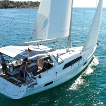 Beneteau Oceanis 41.1