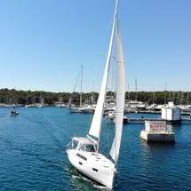 Beneteau Oceanis 41.1