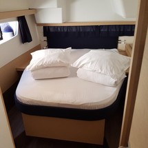 Fountaine Pajot Lucia 40