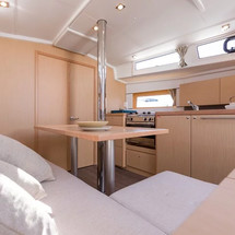 Beneteau Oceanis 38.1