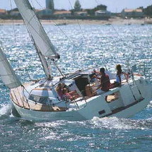 Beneteau Oceanis 37