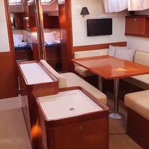 Beneteau Oceanis 50 Family