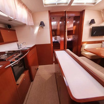 Beneteau Oceanis 50 Family