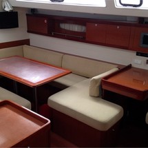 Beneteau Oceanis 50 Family