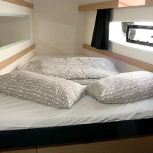 Fountaine Pajot Lucia 40