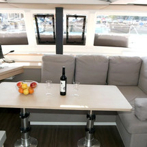 Fountaine Pajot Lucia 40