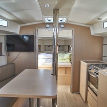 Beneteau Oceanis 38