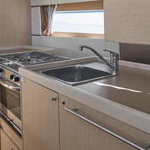 Beneteau Oceanis 38