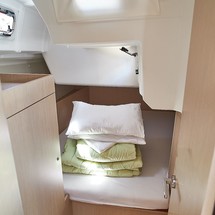Beneteau Oceanis 38