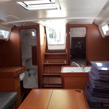 Dufour 360