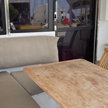Fountaine Pajot Lucia 40