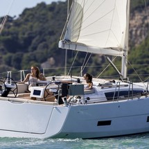Dufour 390