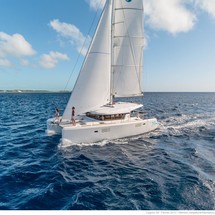 Lagoon 39