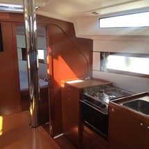 Beneteau Oceanis 38