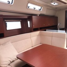 Hanse 455