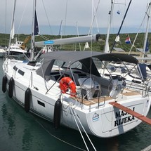 Hanse 455