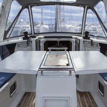 Beneteau Oceanis 38