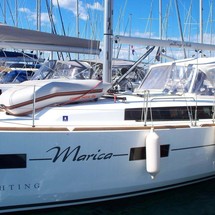 Beneteau Oceanis 38