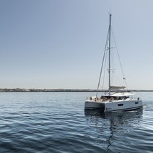 Fountaine Pajot Astréa 42