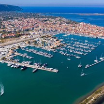Beneteau Oceanis 46