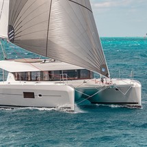 Lagoon 42