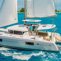 Lagoon 42