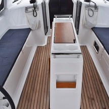 Beneteau Oceanis 38