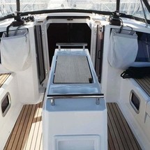 Beneteau Oceanis 38