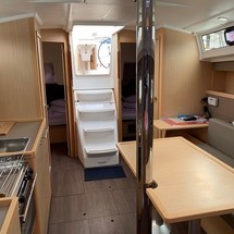 Beneteau Oceanis 38