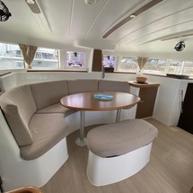 Lagoon 380 S2