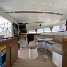 Lagoon 380 S2