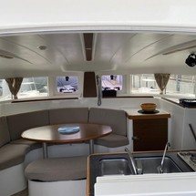 Lagoon 380 S2