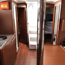 Beneteau Oceanis 38