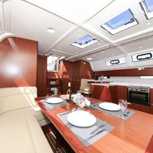 Bavaria Cruiser 51